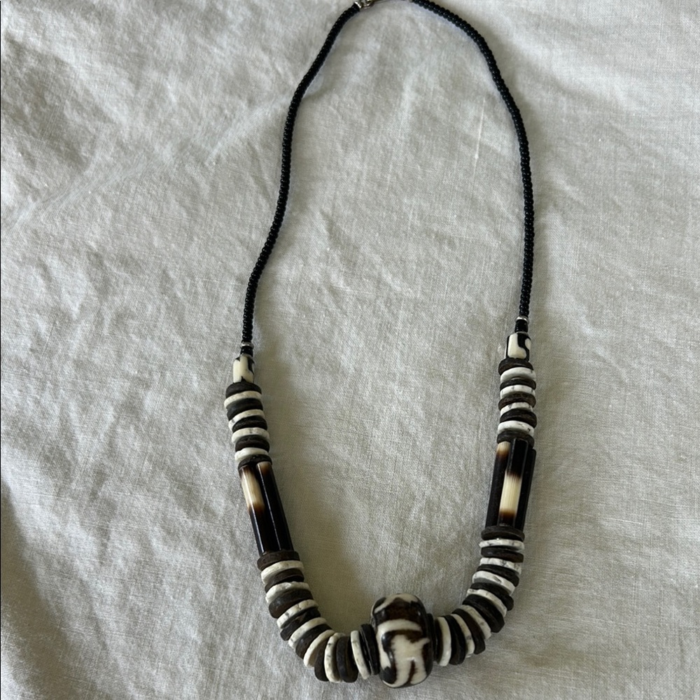 Elegant Black and White Beaded Necklace